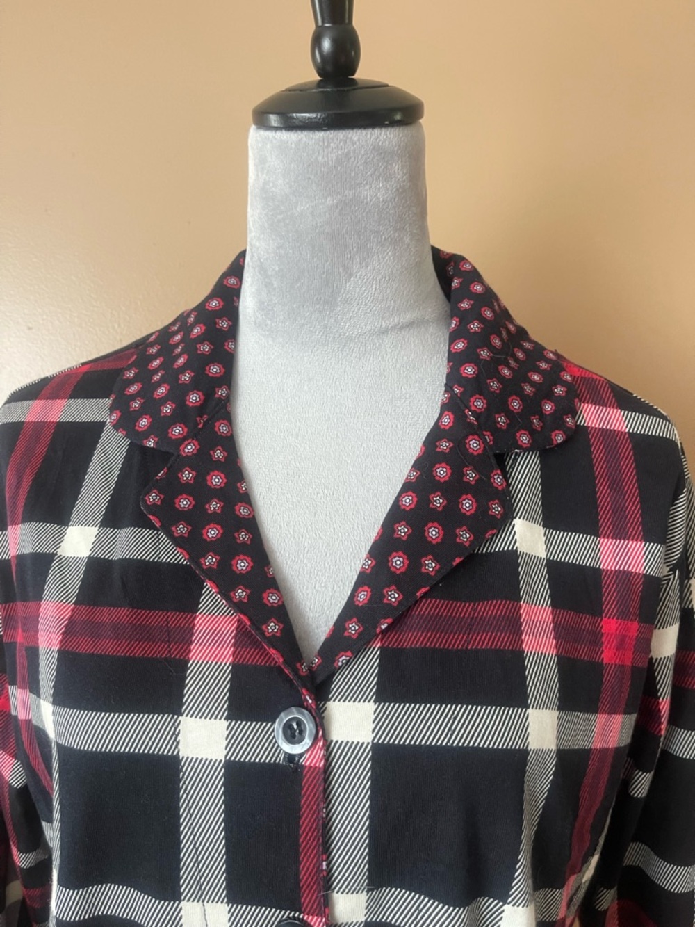 Vera Bradley Small pajama Blouse new - Picture 2 of 10